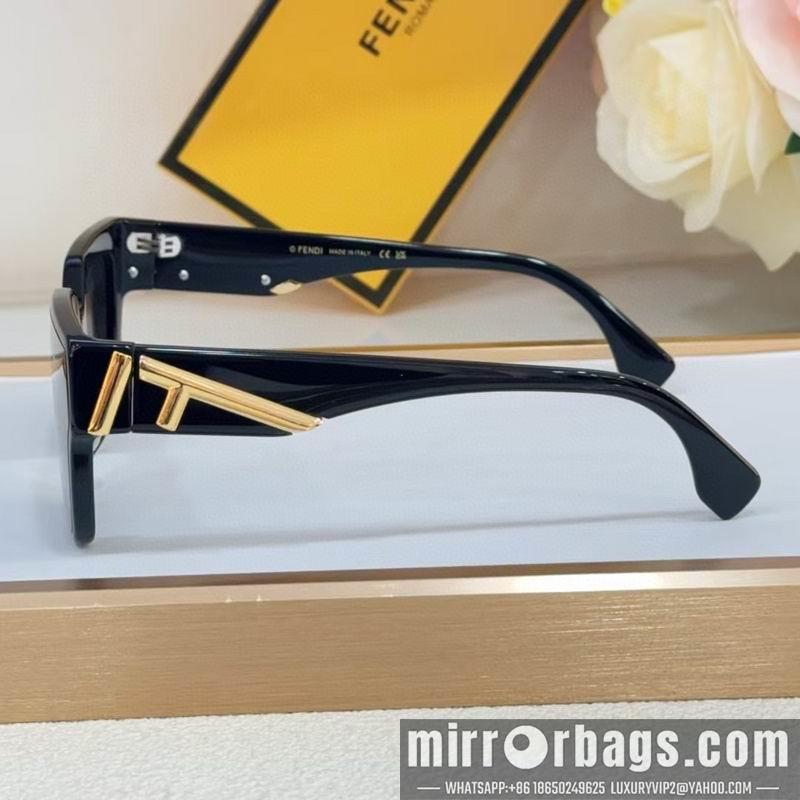 Fendi Glasses smh111
