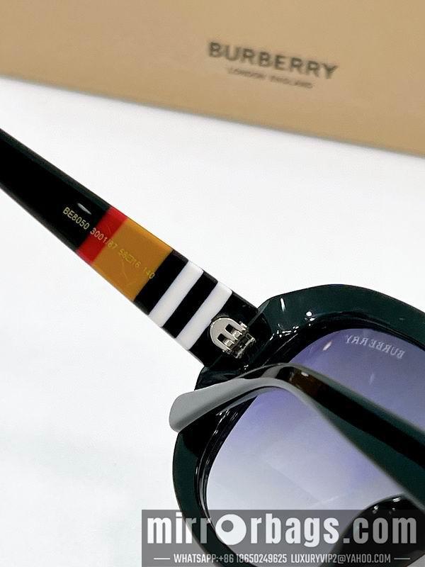 Burberry Glasses smx63