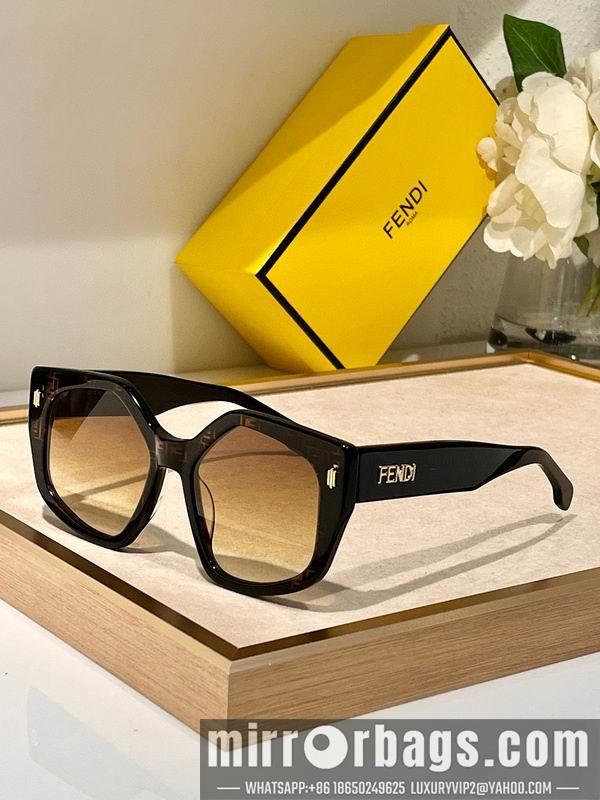Fendi Glasses smx92