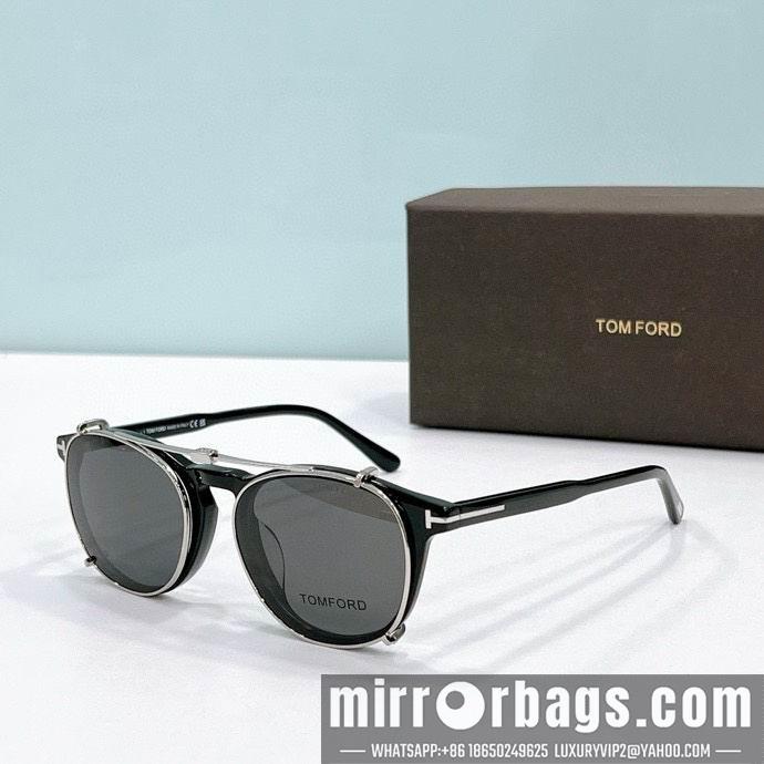 Tom Ford Glasses smx104