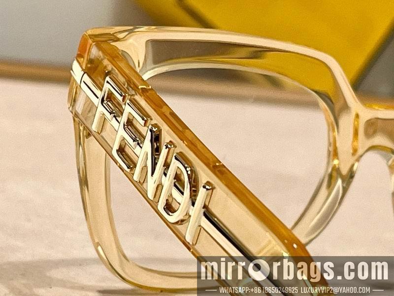 Fendi Glasses smx48