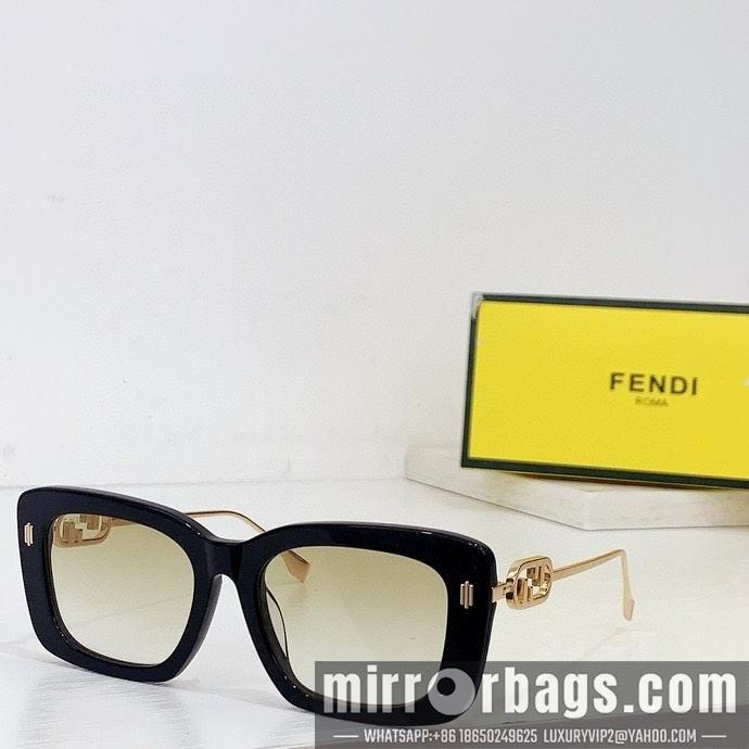 Fendi Glasses smx40