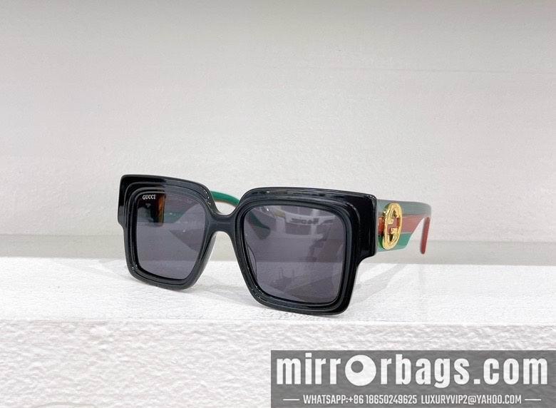 Gucci Glasses smx106