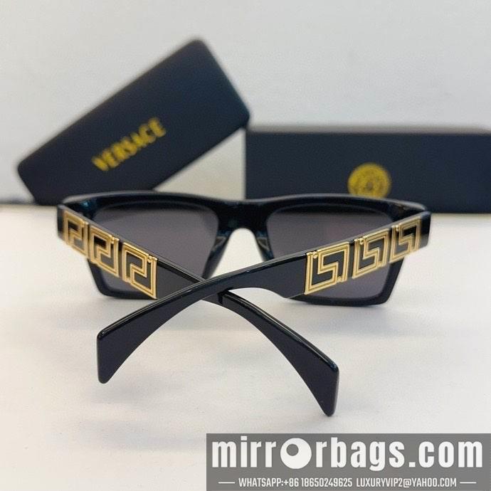 Versace Glaases smx151