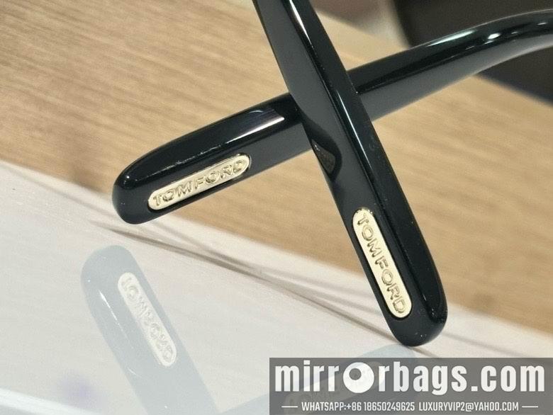 Tom Ford Glasses smx163