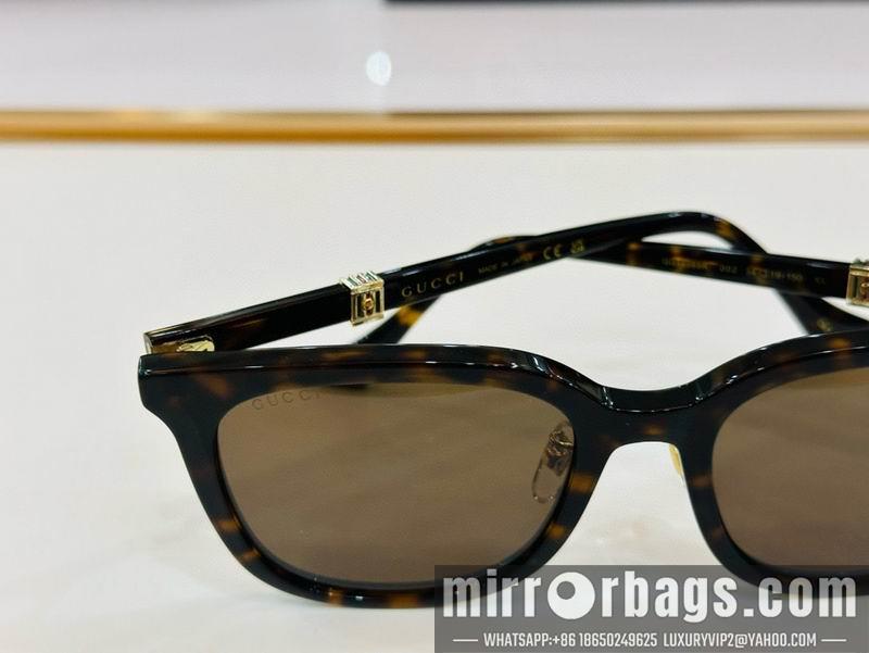 Gucci Glasses smr49