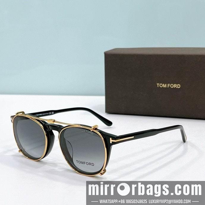 Tom Ford Glasses smx104