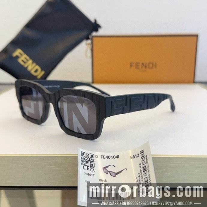 Fendi Glasses smx170