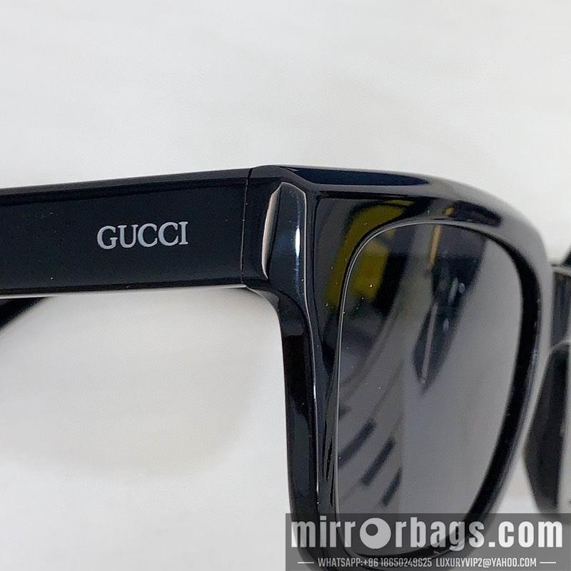 Gucci Glasses smr108