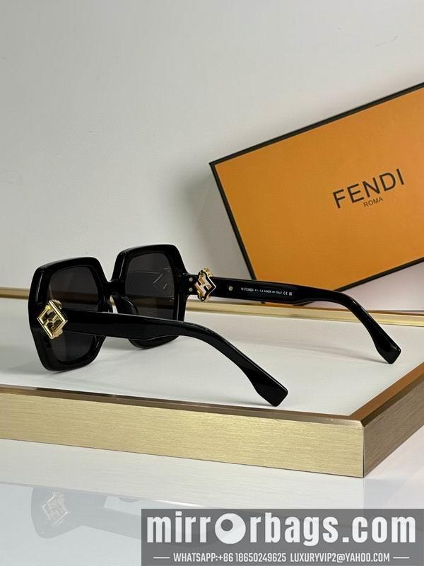 Fendi Glasses smh86