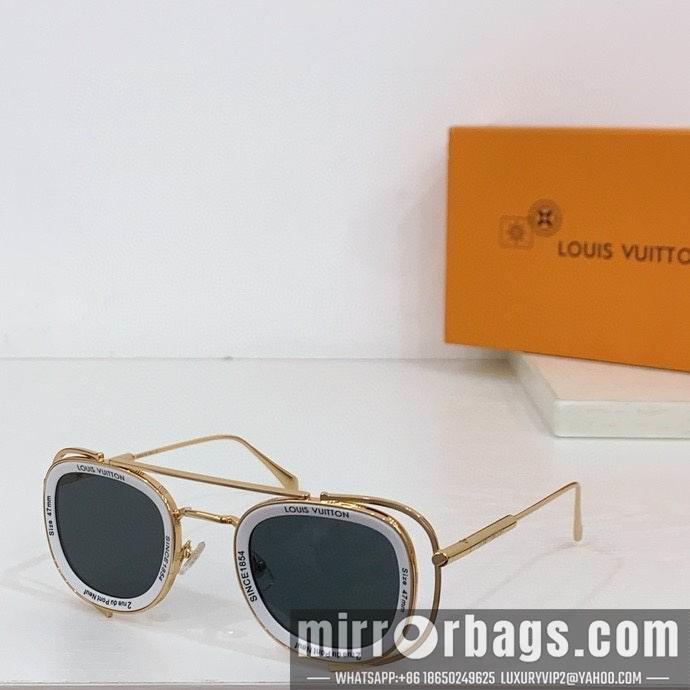 LV Glasses smx213