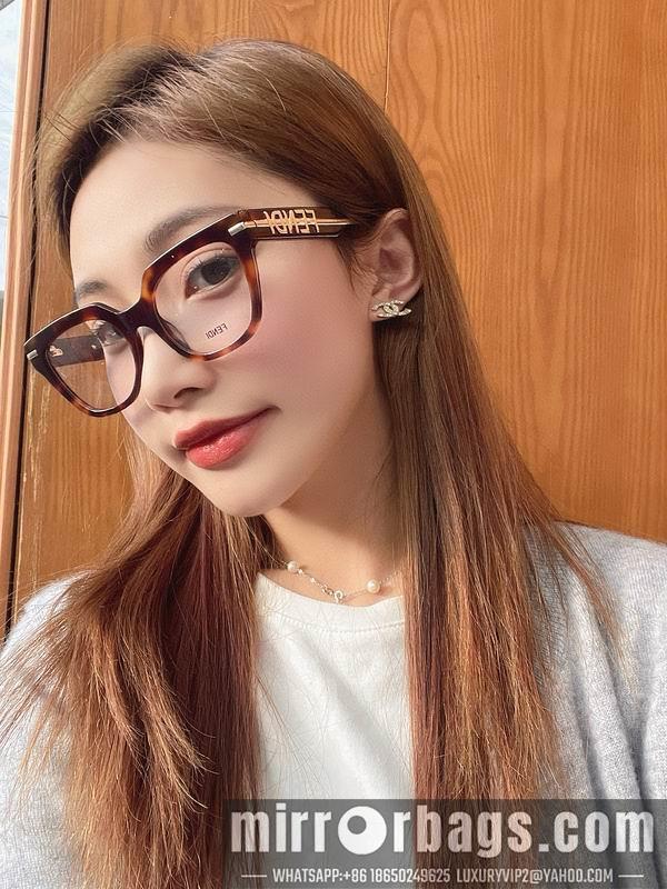 Fendi Glasses smx48