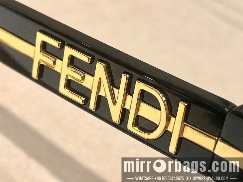 Fendi Glasses smx111