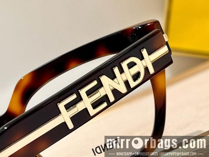 Fendi Glasses smx48