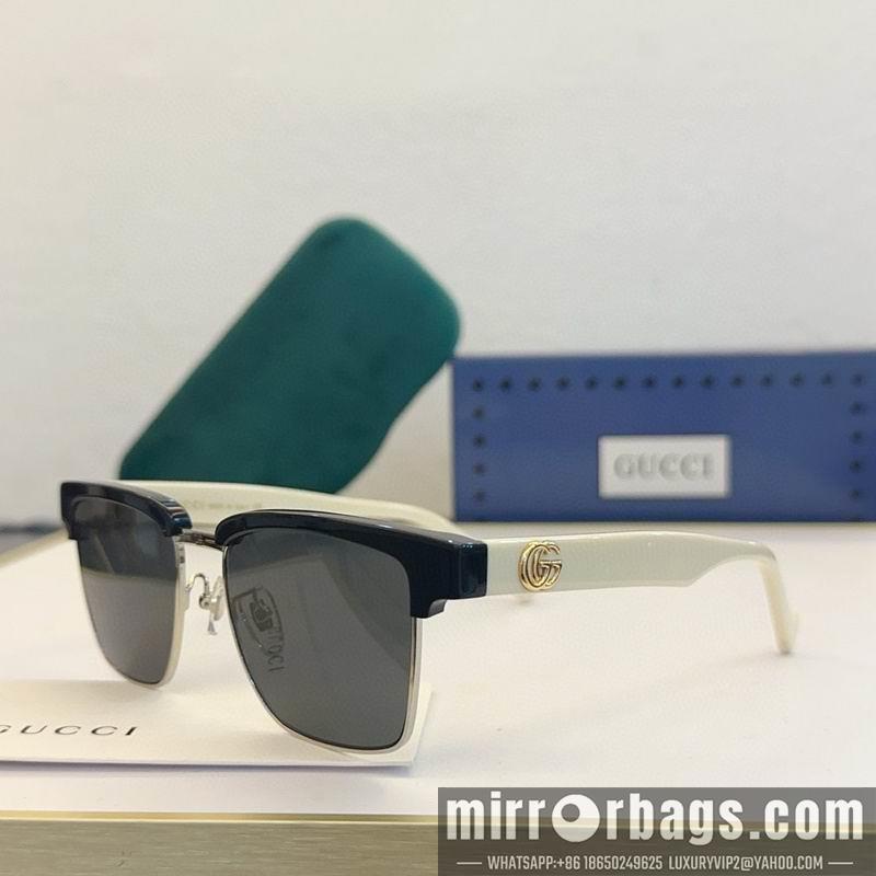 Gucci Glasses smx135