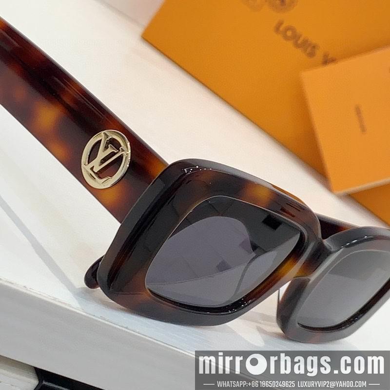 LV Glasses smr83