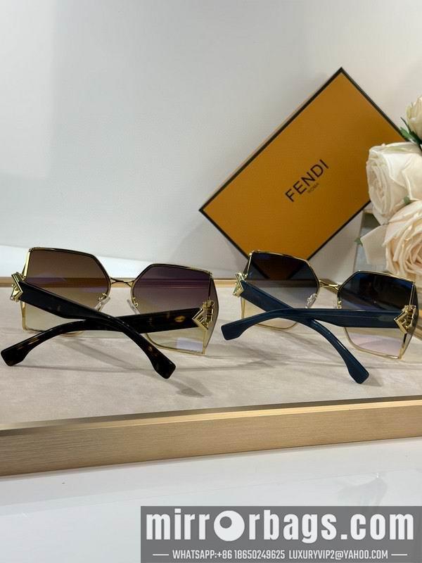Fendi Glasses smh66