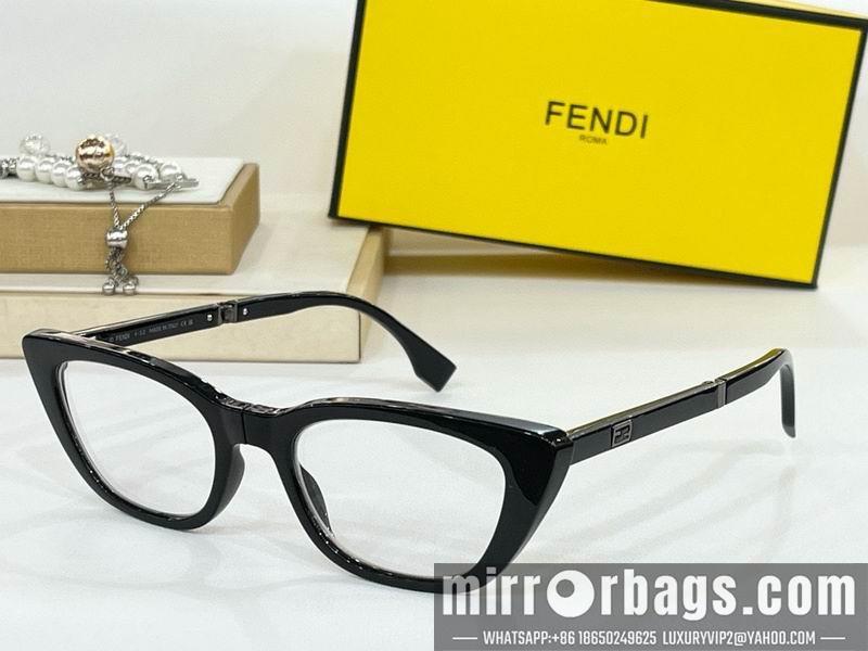 Fendi Glasses smx60