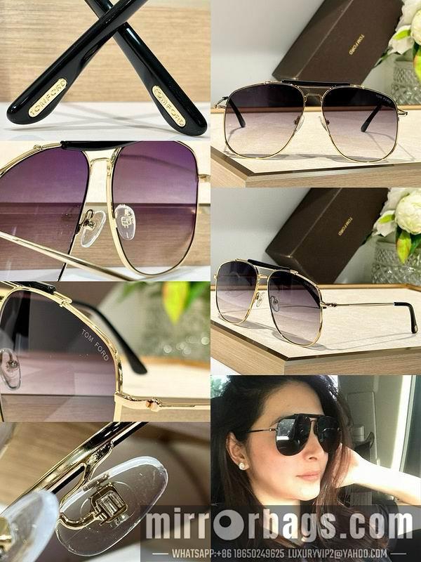 Tom Ford Glasses smx158