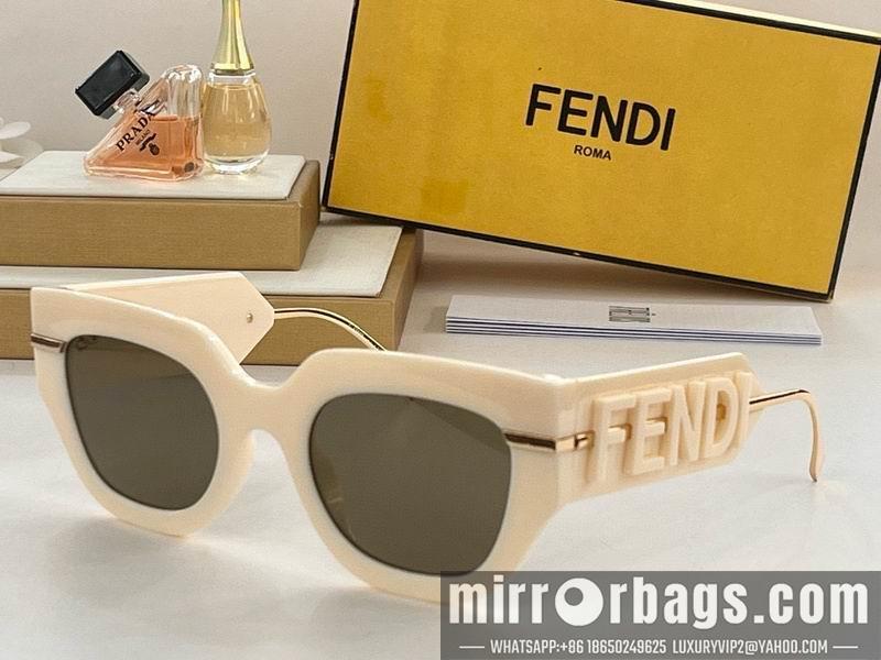 Fendi Glasses smx82