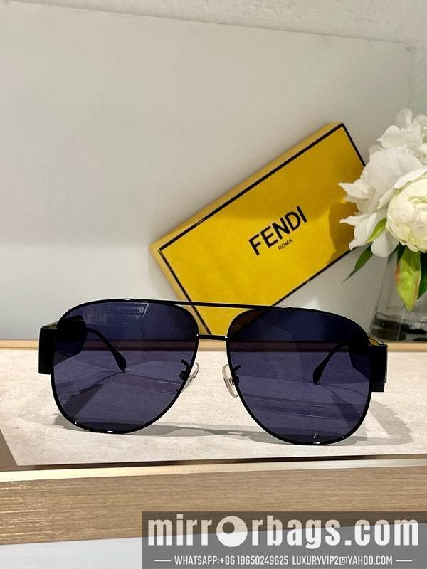 Fendi Glasses smx101