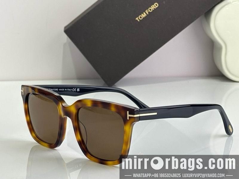 Tom Ford Glasses smx102