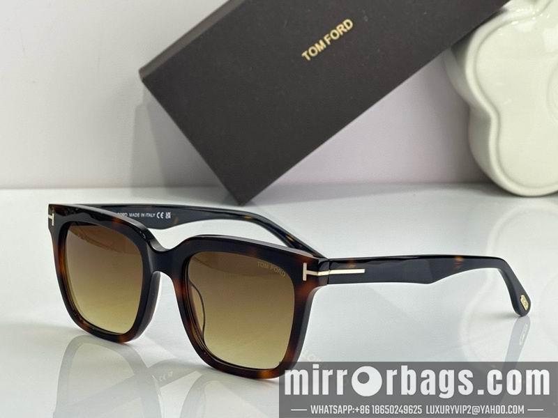 Tom Ford Glasses smx102