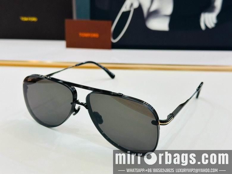 Tom Ford Glasses smx69