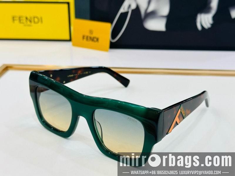 Fendi Glasses smx120