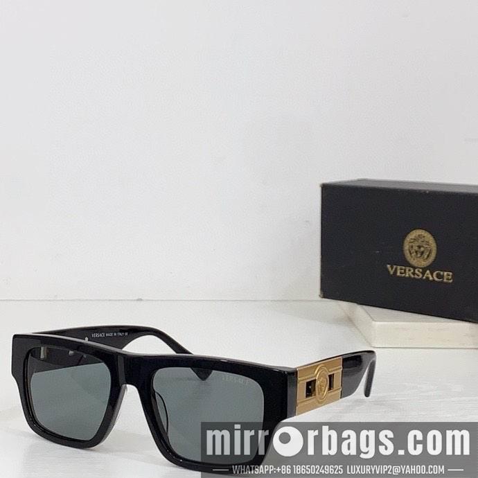 Versace Glaases smx172