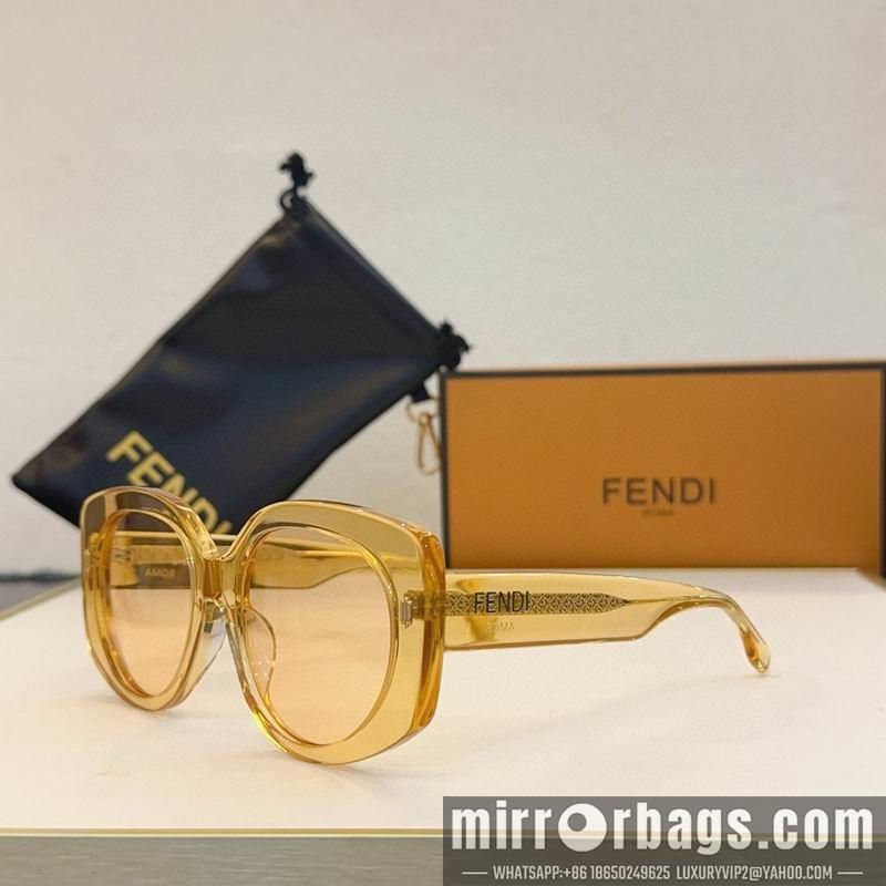 Fendi Glasses smx150