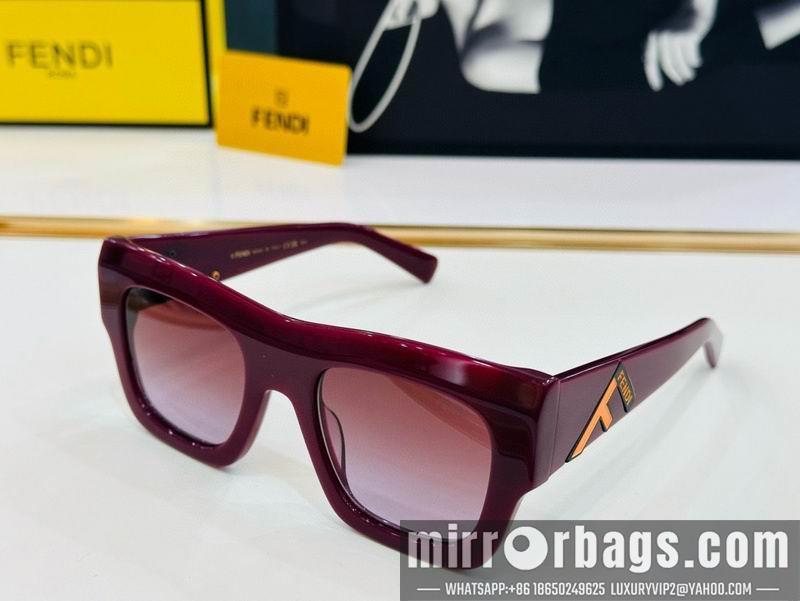 Fendi Glasses smx120