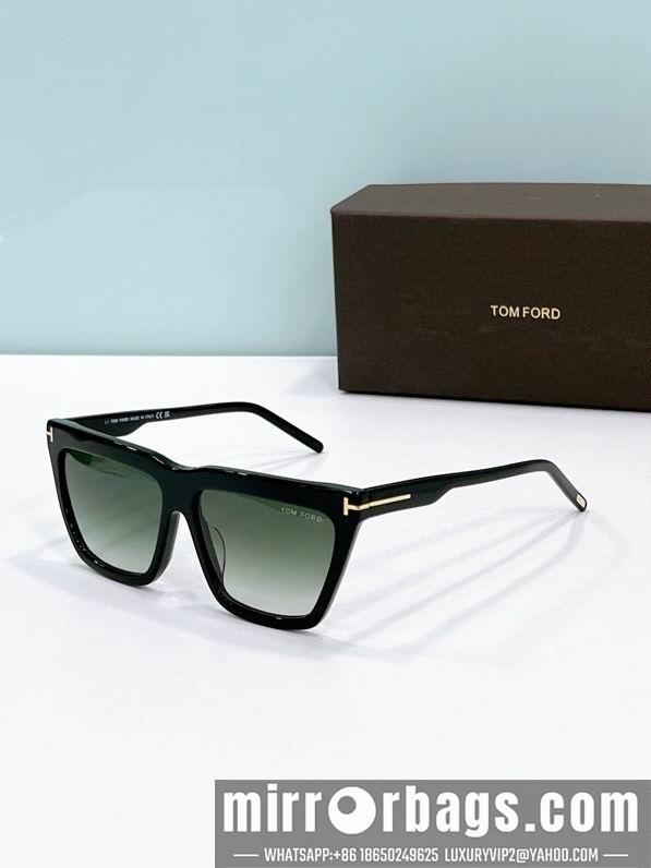 Tom Ford Glasses smx148