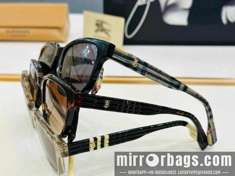 Burberry Glasses smx23