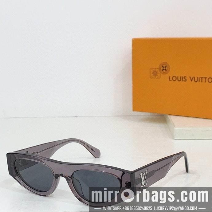 LV Glasses smx212