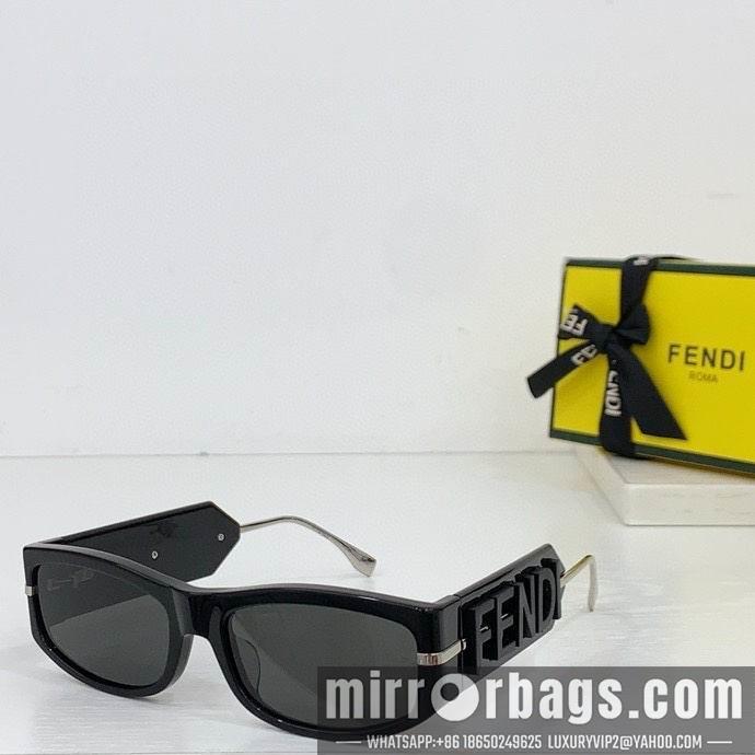 Fendi Glasses smx157