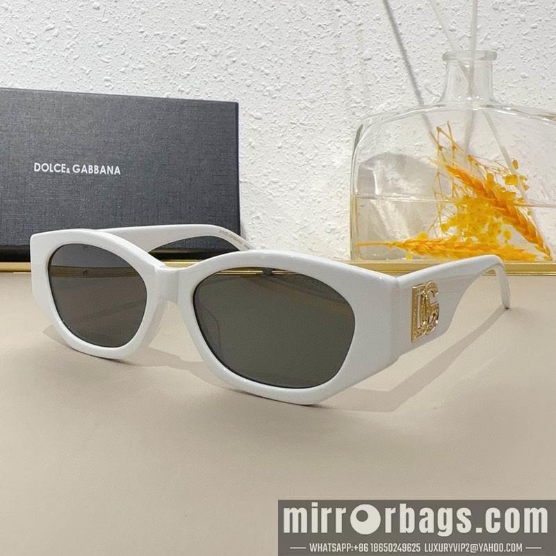 DG Glasses 010211