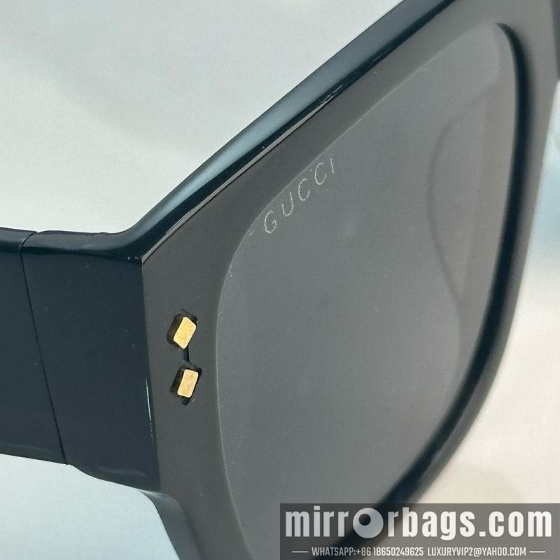 Gucci Glasses smx82