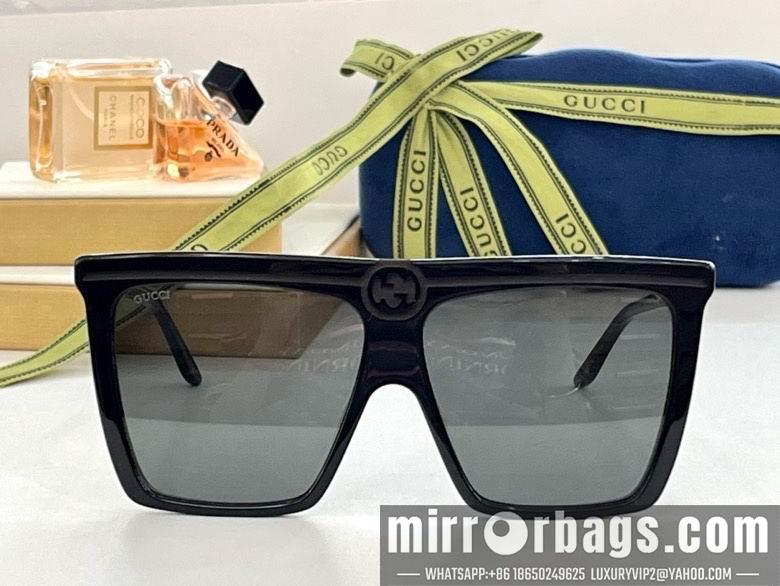 Gucci Glasses smx214