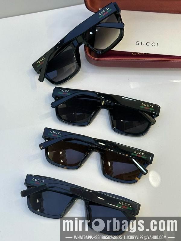Gucci Glasses smh05