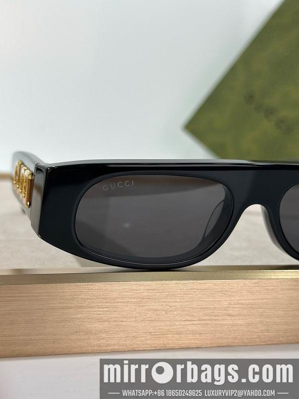 Gucci Glasses smx95