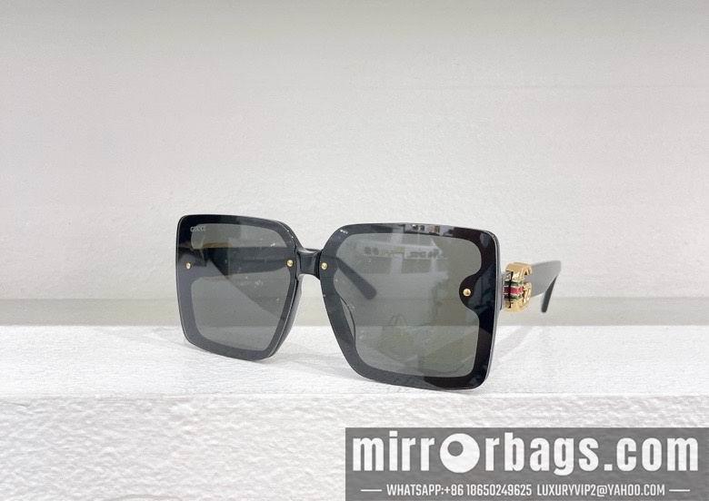 Gucci Glasses smx101