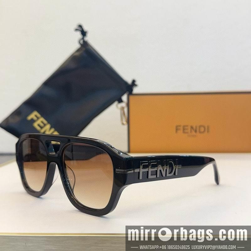 Fendi Glasses smx152