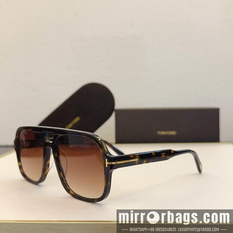 Tom Ford Glasses smx143