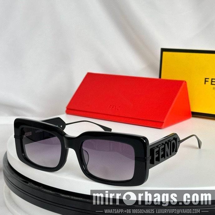 Fendi Glasses smx127