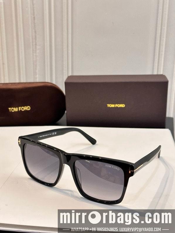 Tom Ford Glasses smx66