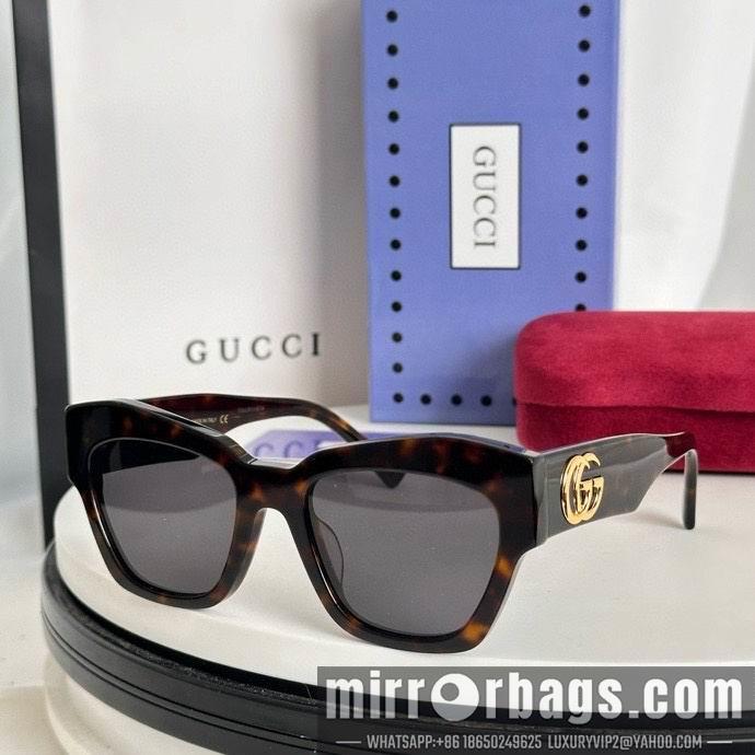 Gucci Glasses smx195