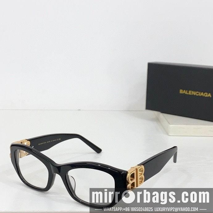 Balenciaga Glasses smr95