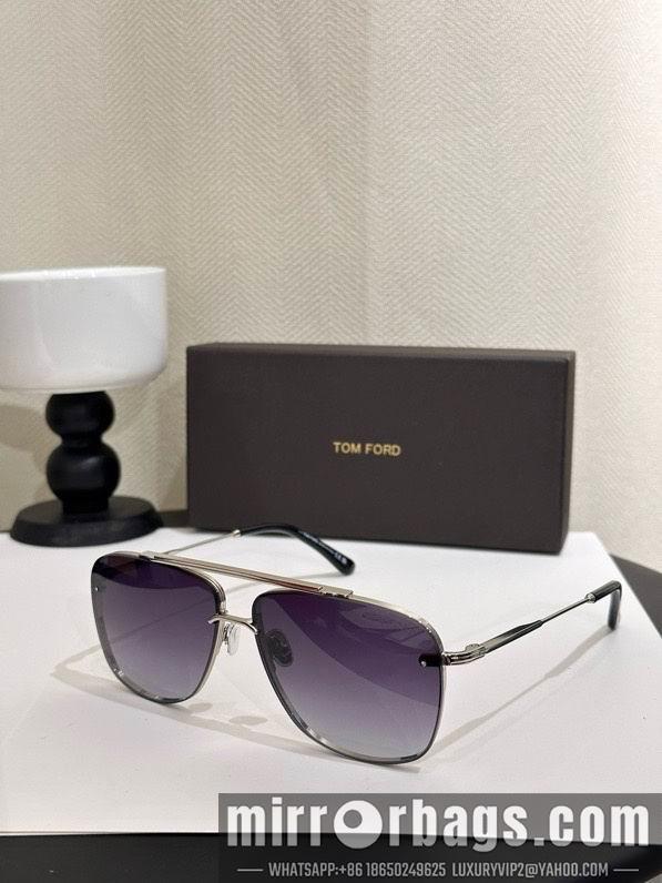 Tom Ford Glasses smx106