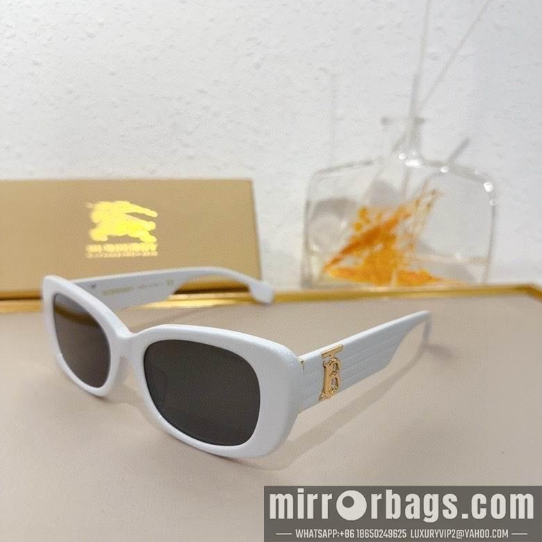 Burberry Glasses 010202